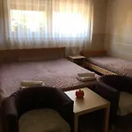Harsanyi Vendeghaz Мишкольц