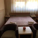 Harsanyi Vendeghaz 3*