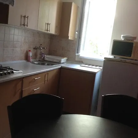 Harsanyi Vendeghaz 3*