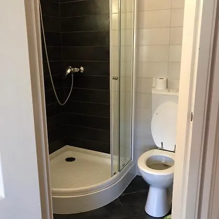 Harsanyi Vendeghaz 3*