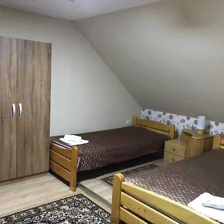 Harsanyi Vendeghaz 3*