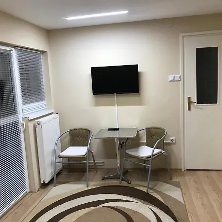 Harsanyi Vendeghaz 3*