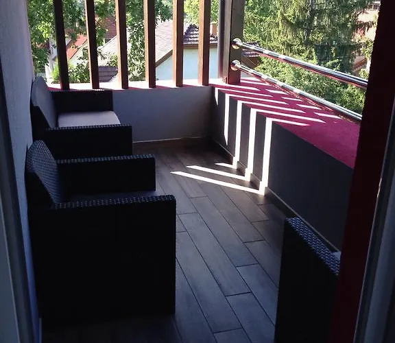 Konukevi Harsanyi Vendeghaz 3*