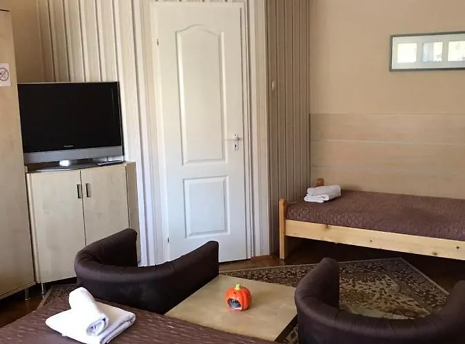 Harsanyi Vendeghaz 3* Miskolc