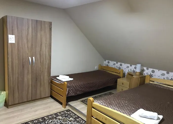 Harsanyi Vendeghaz 3*