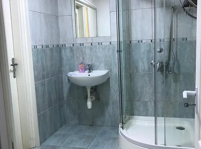 Harsanyi Vendeghaz Konukevi 3*